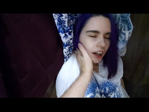 ❤️ Hittade min syster i garderoben och hjälpte henne att komma ❤️ Porno at us sv.taxiporec.top ﹏